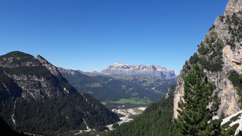 view of Val Badia from the trail