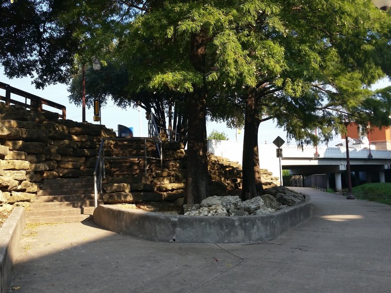 Stairway up to street level in Saunders park