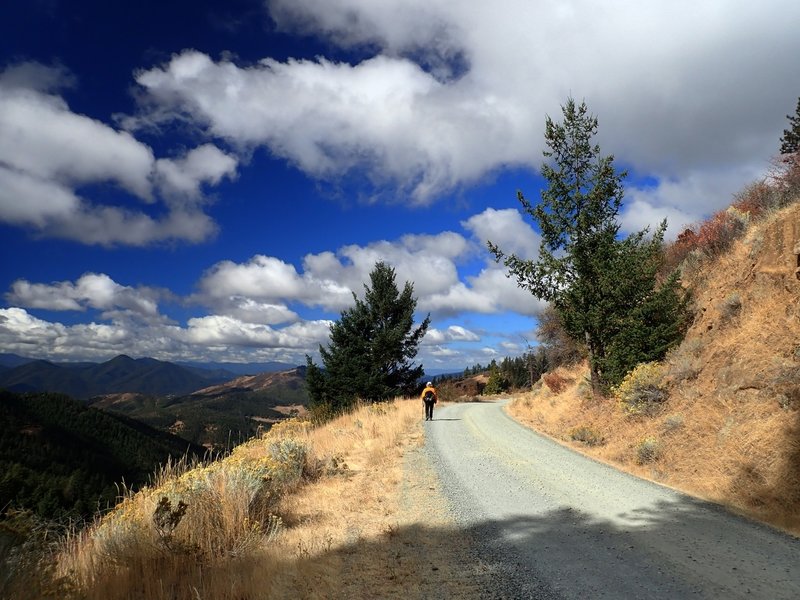 On the road toward the Griffin Gap Trailhead