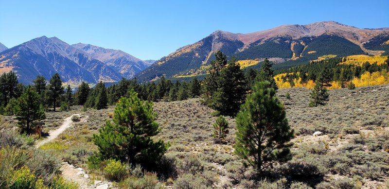 View of Mt Elbert (right), highest point in the Rockies