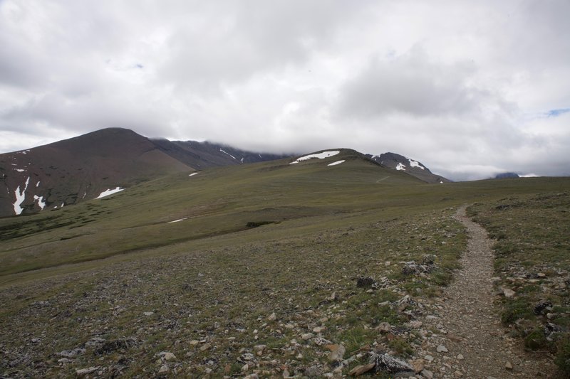 Sitting at the junction to Scenic Point, take a minute to turn around and enjoy the view behind you.