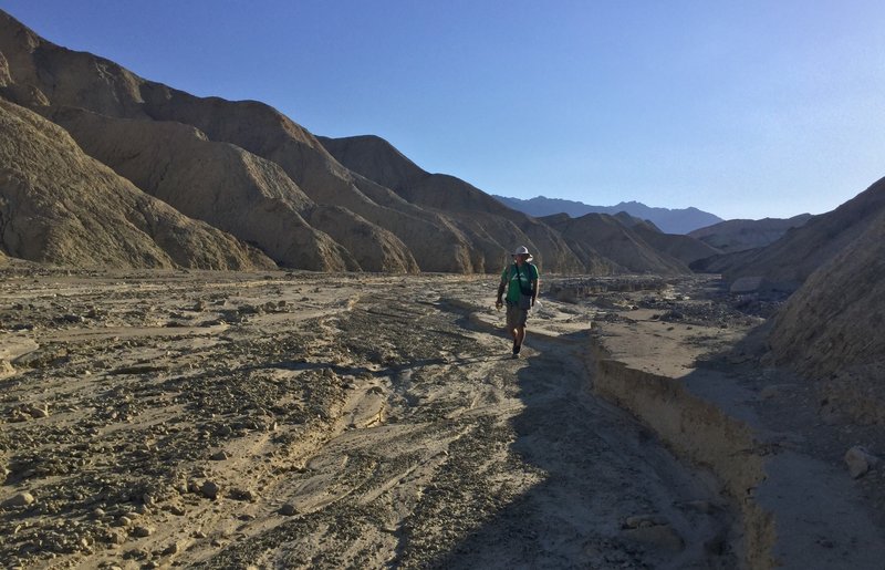 Early morning on Gower Gulch Trail