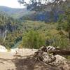 Transition to narrow section of the Big Bluff Trail.