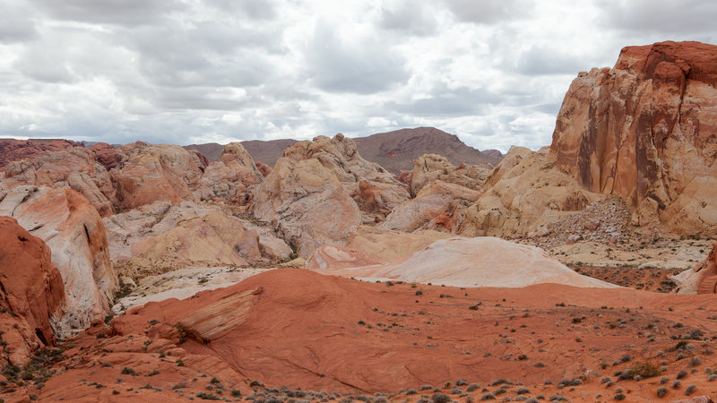 Amazing colors in the valley.