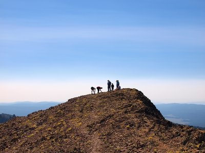 Hikers on the summit of Strawberry Mountain