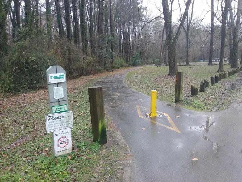 Trailhead at Northgate Park