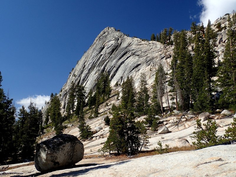 Granite along the Cathedral Fork Trail