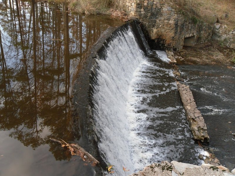 Beaver Lake Dam