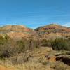 Fortress Cliffs to the east, as seen from near the beginning of Kiowa Trail.