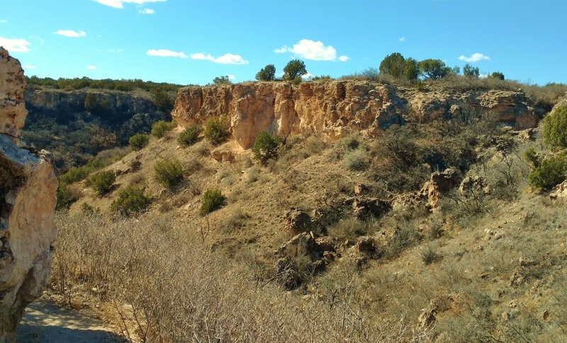 Top of Fortress Cliff from high on Rock Garden Trail.