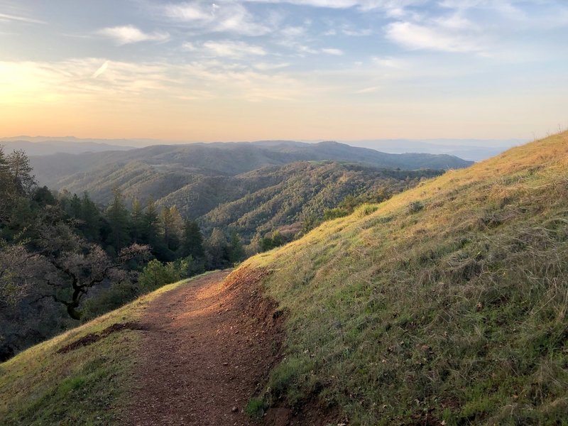 A beautiful spring sunrise on Henry Coe's Monument Trail