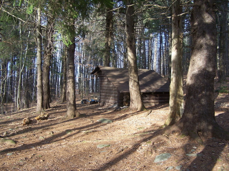 Elm Ridge Lean-To