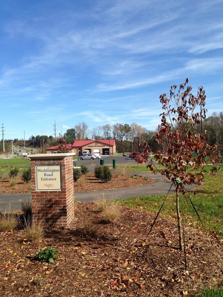 Northern entrance to Hector H. Henry II Greenway (Weddington Road) near Dog Park