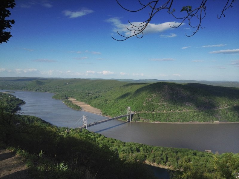 Bear Mountain Bridge