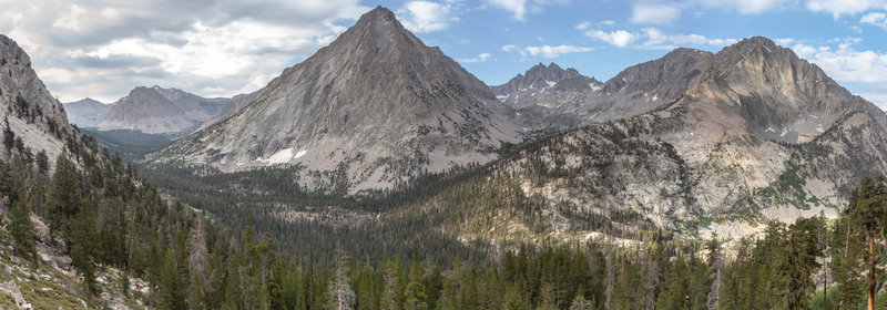 Center Peak, East Vidette, Deerhorn Mountain, West Vidette (from left to right).