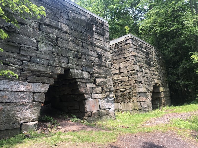 Roasting oven remains.