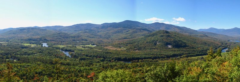 Panoramic views abound from the top of Mt. Crag.