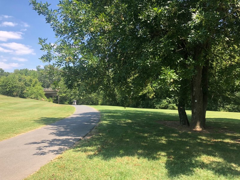 Beginning of Monroe Country Club Trail