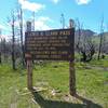 Sign that marks the top of the pass.