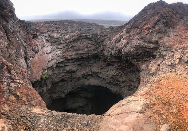 Splatter cone crater, Mauna Iki trail