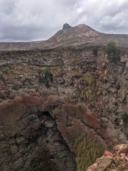 Pit Crater, Mauna Iki Trail