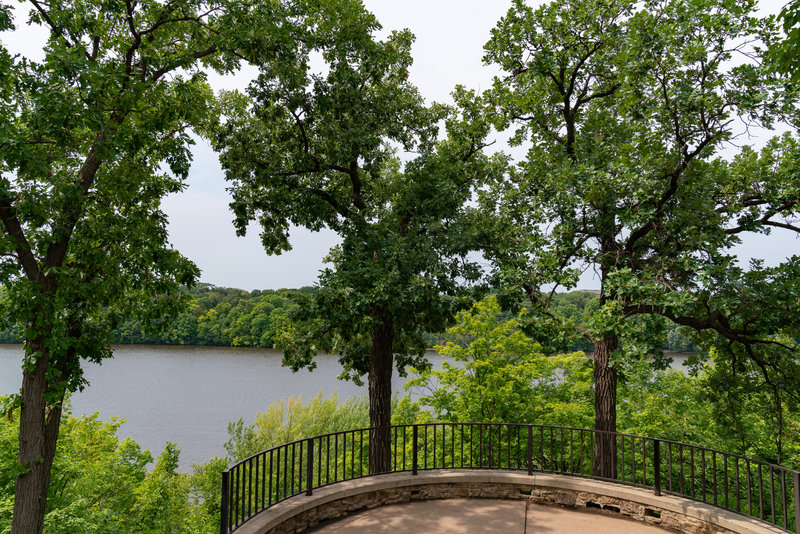 Mississippi River Boulevard Lookout - Saint Paul, Minnesota.