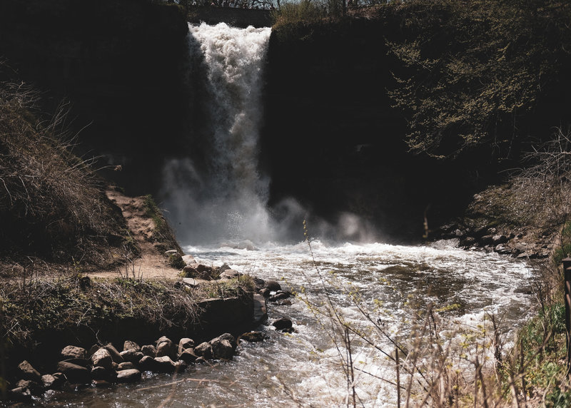 Minnehaha Falls, Minneapolis.