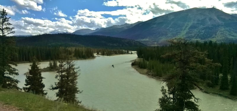 Mount Edith Cavell in the far distance (left center), Whistlers Summit on the right, with the mighty Athabasca River far below the Old Fort Point Loop trail.