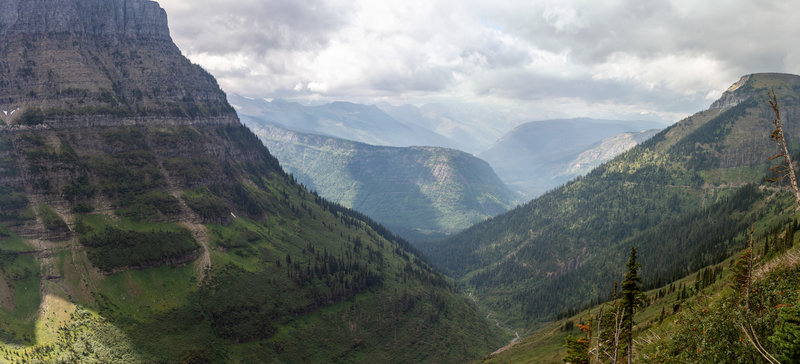 Mount Oberlin dominating on the left with Logan Creek below.