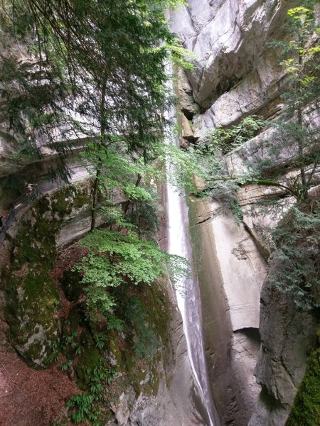 Angon Waterfall and cliffside trail