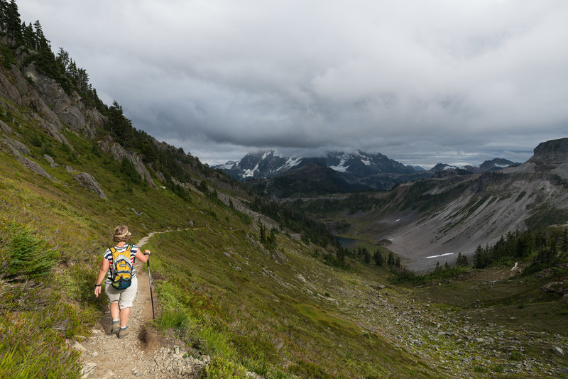 Descending with Mt. Shukshan in the background.