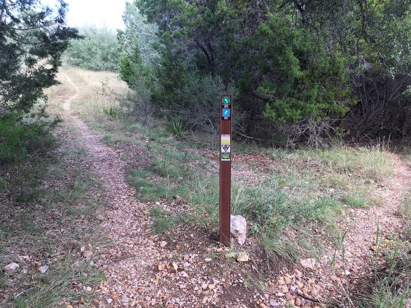 Main trail is marked by green; the 'harder' sections that loop off and back to the main are marked with blue.