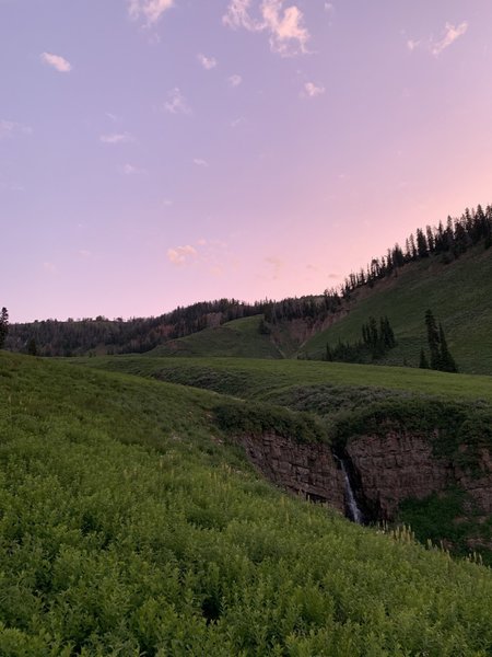 One of the waterfalls on this trail, just as you start to break to the NW.