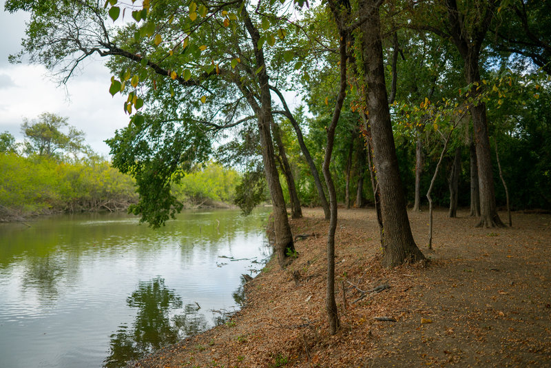 Riverside picnic area created by Groundwork Dallas