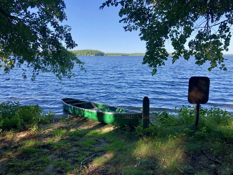 The docking point on the western shore of Grassy Islands South campground.