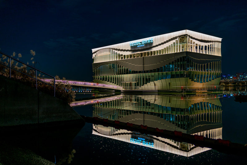 Art Gallery along the Han River Trail