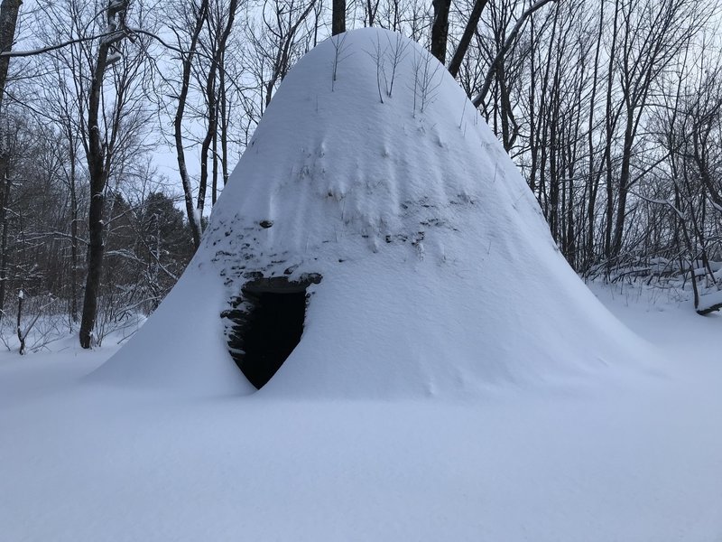 Beehive Kiln (built 1870)