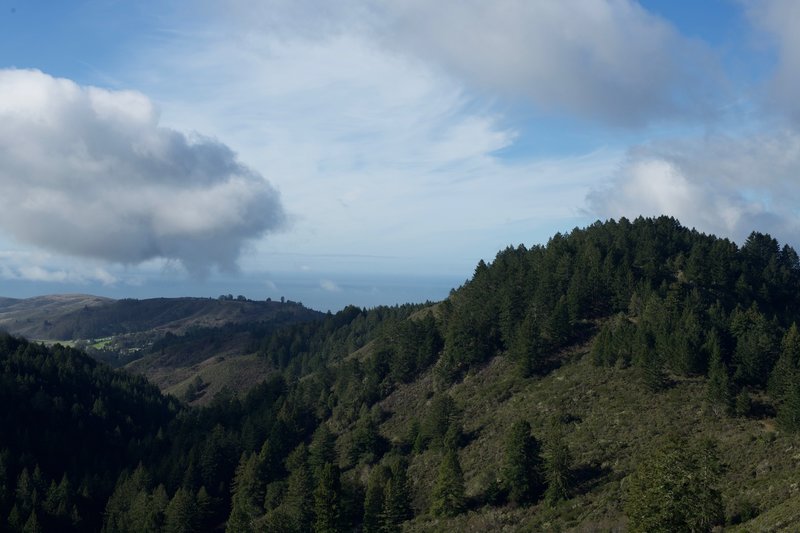 A view of the Pacific Ocean from the Whittemore Gulch Trail in the winter.