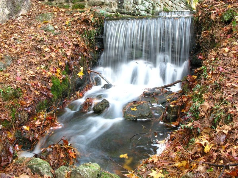 Mini waterfall