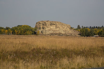 "Pompeys Pillar NM" by Bureau of Land Management Montana and Dakotas (https://tinyurl.com/yfn65eqk), Flickr licensed under CC BY-SA 2.0 (https://creativecommons.org/licenses/by-sa/2.0/).