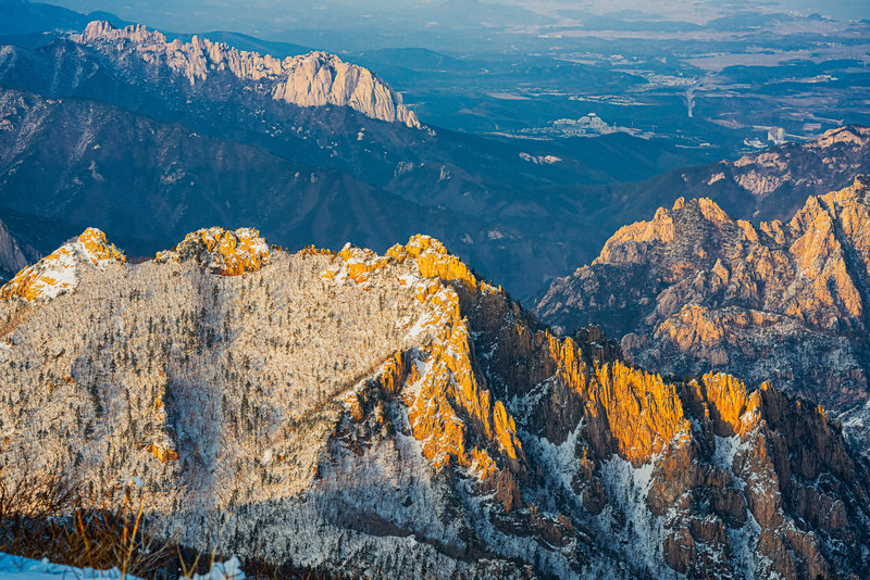 Alpenglow in the Mountains of Seoraksan National park