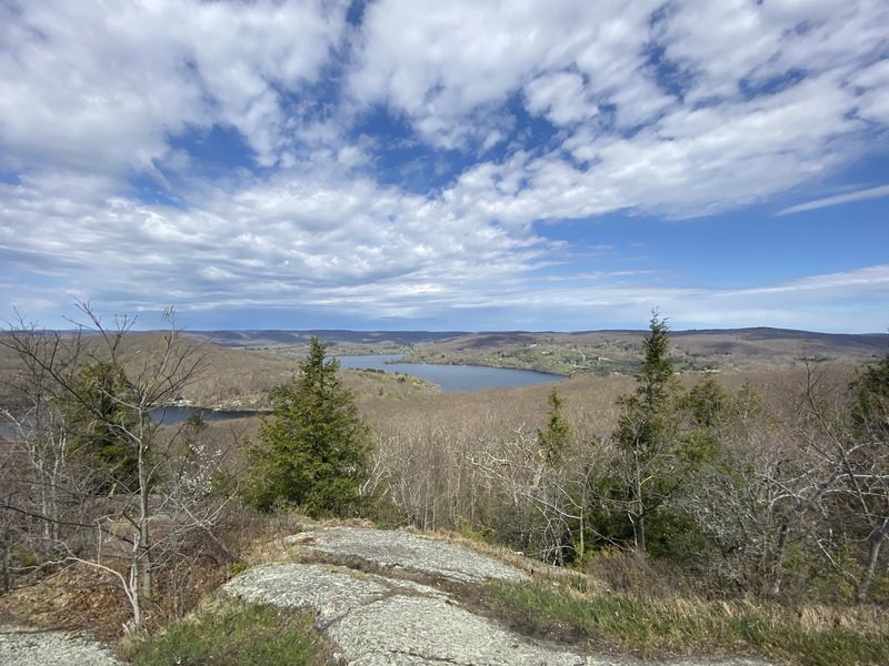 Lake Warmanaug Overlook