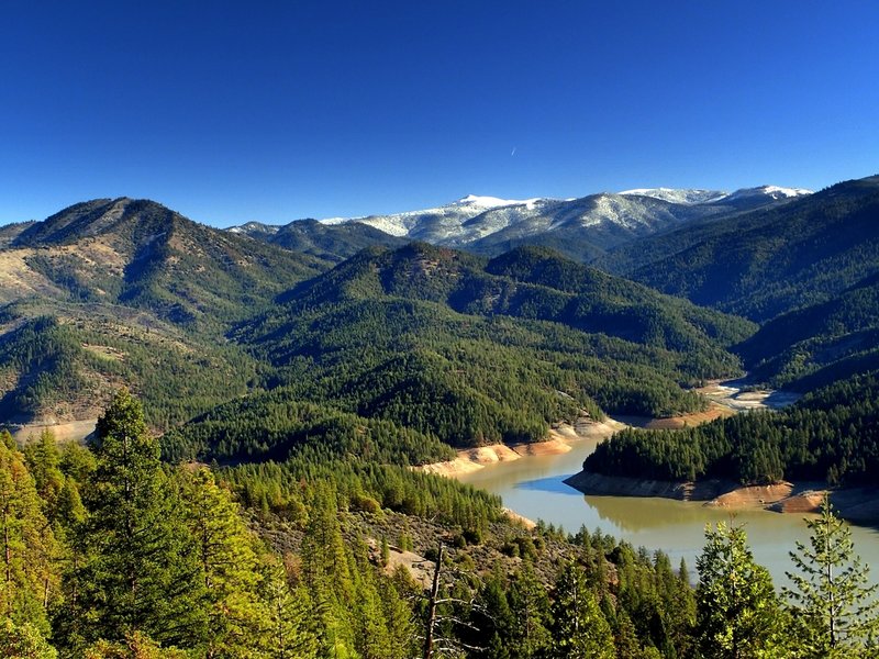 View of Little Greyback Mountain, Applegate Lake, and Dutchman Peak (with snow) from the Collings Mountain Trail