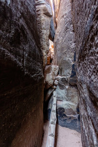A fine stretch of slot canyon on the Joint Trail