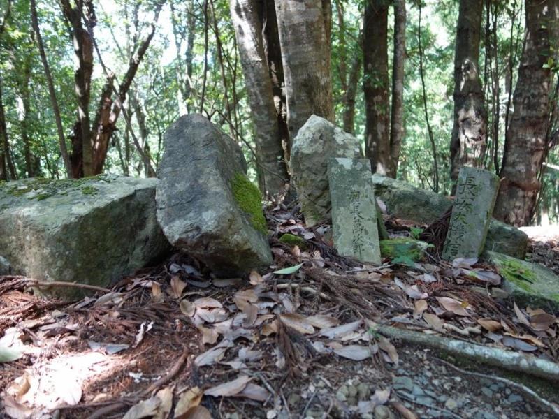 Ruins of the Matsuhata tea house.