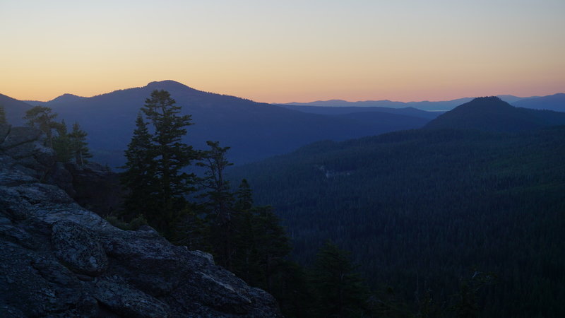 Sunrise over Warner Valley from Sifford Lake.