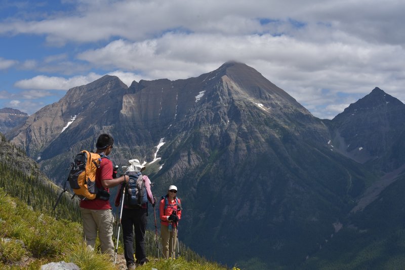 At the Summit of Numa Ridge Lookout. Rainbow peak visible in the background.