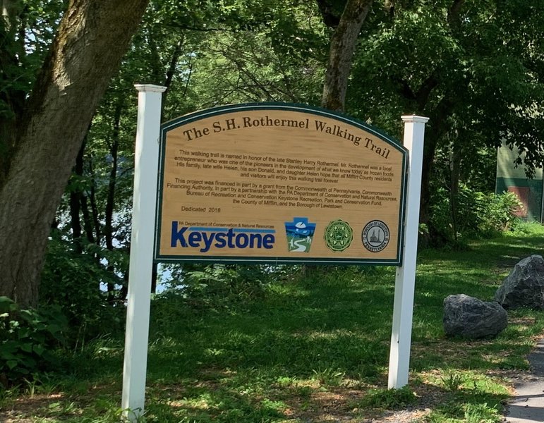 sign at the start of river trail