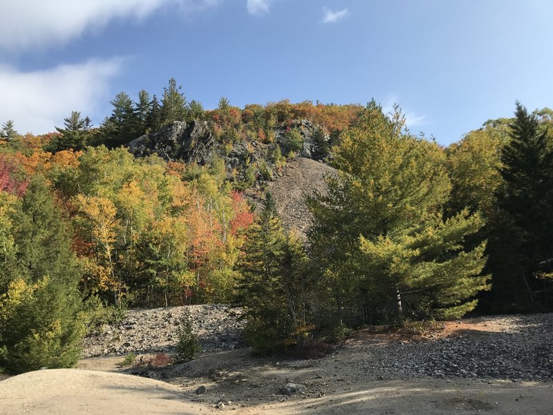 Mascot Mine tailings and cliff face.