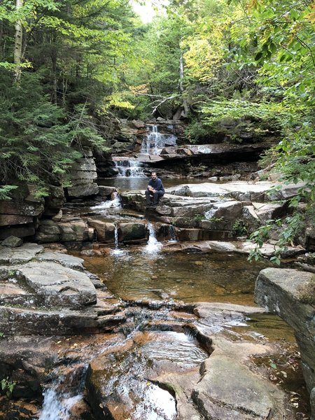 Wonderful spot to have lunch or a break on the stream.